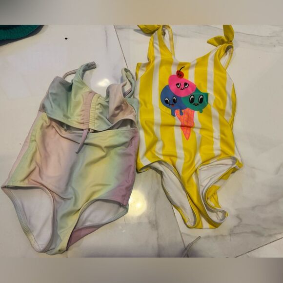 Kids Swimsuits #22 - Picture 1 of 6